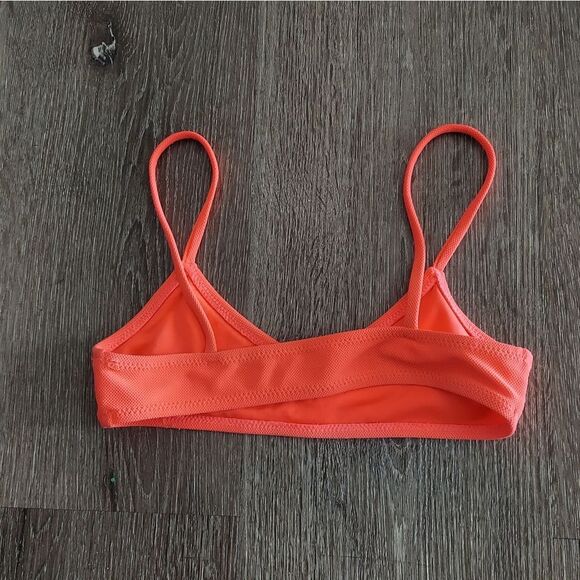 Volcom Bright Coral Bikini Top Girls Size 8 - Picture 2 of 3